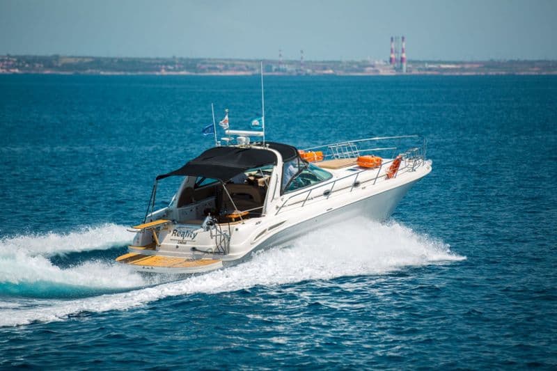 Sea Ray 455 Sundancer (Motorboat)