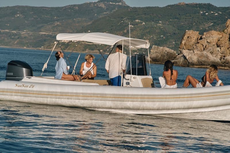 Location de bateau - Sunsea 26 26 (Semi-rigid)