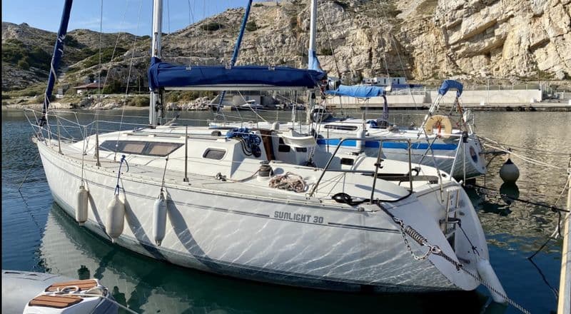 Billet Location de bateau - Jeanneau Sun Light 30 (Sailboat)