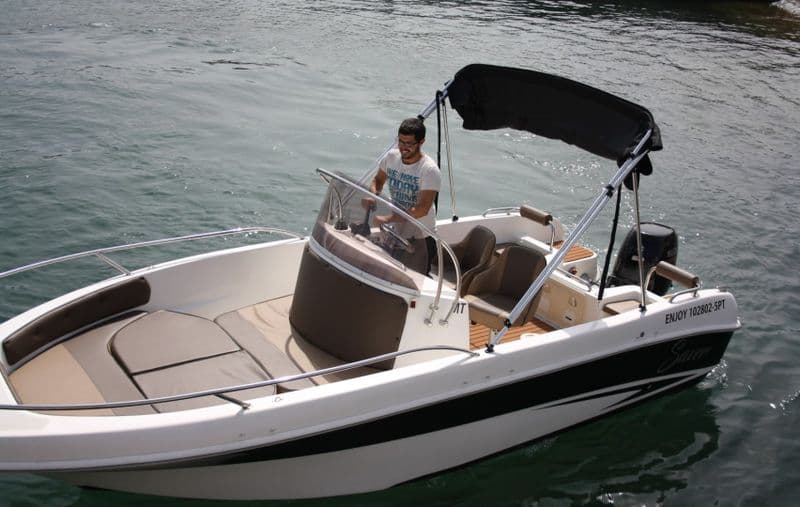 Saver 580 open (Motorboat)