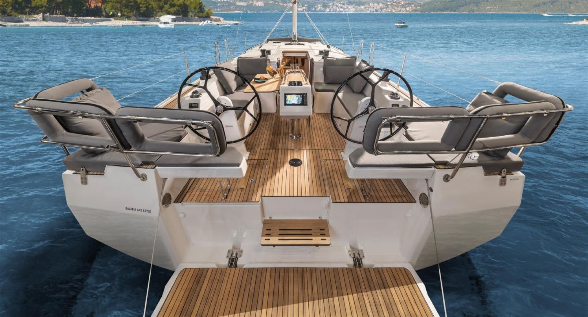 Bavaria C42 (Sailboat)