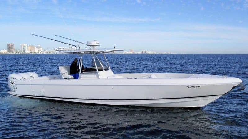 Billet Location de bateau - Intrepid 38 open (Motorboat)