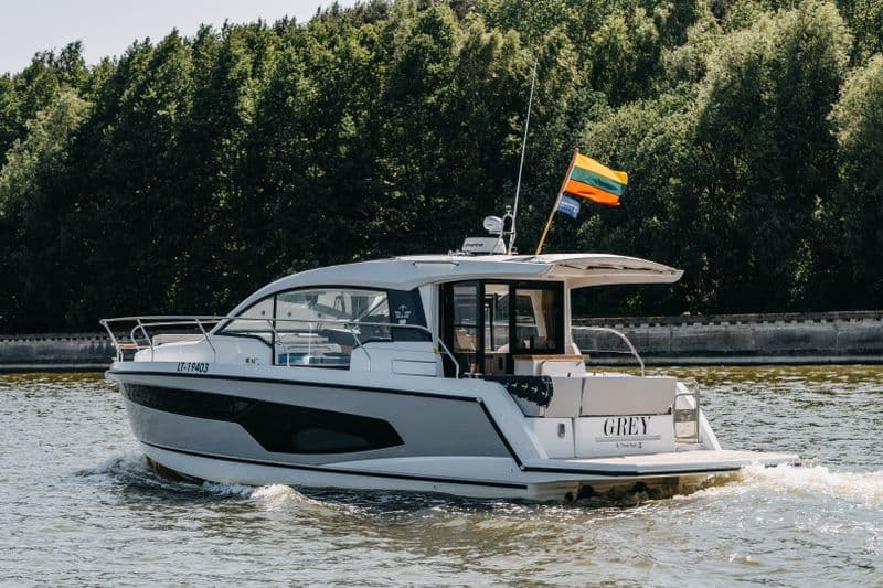 Sealine C335 Grey (Motorboat)