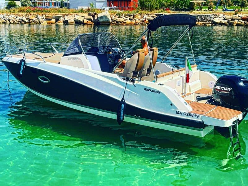 Quicksilver Activ 675 Sundeck Sport (Motorboat)