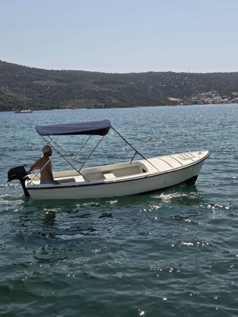 Billet Location de bateau - Pasara Jugoplastika (Motorboat)