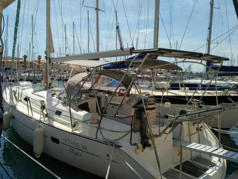 Location de bateau - Bénéteau Oceanis 411 (Sailboat)