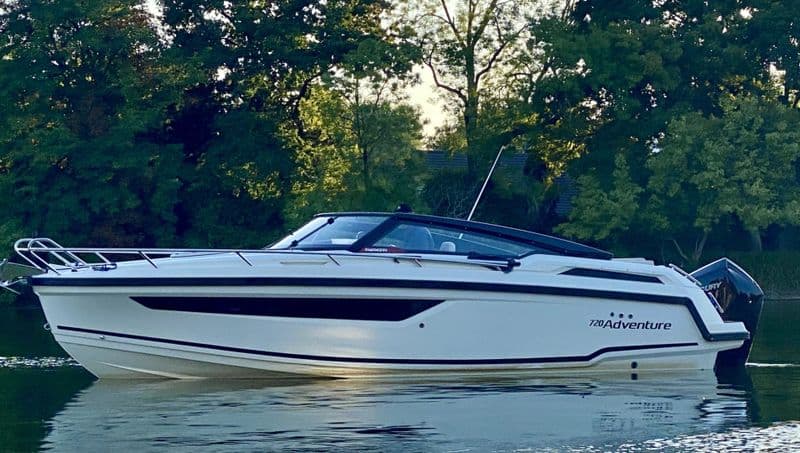 Billet Location de bateau - Parker 720 Adventure (Motorboat)