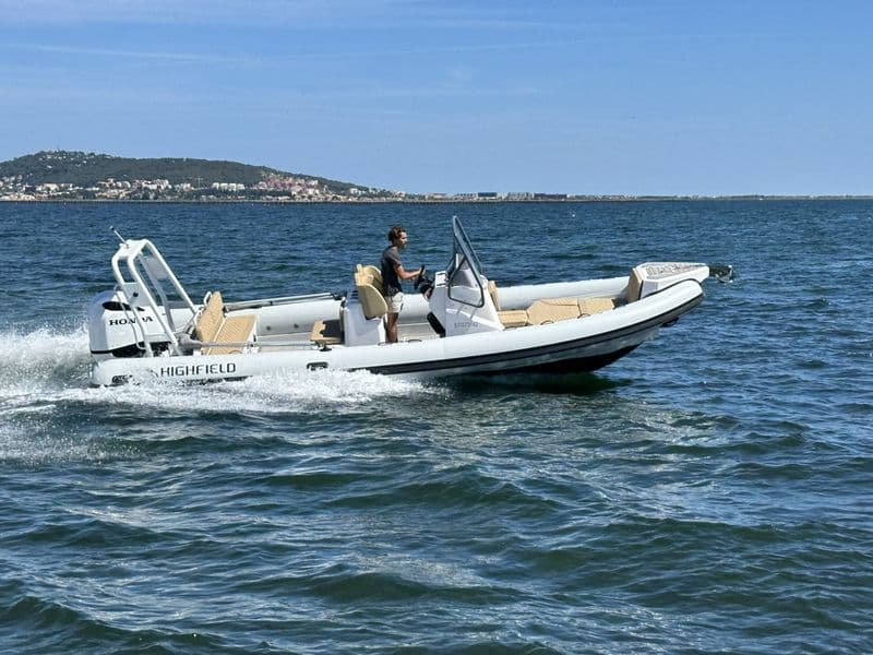 Location de bateau - Highfield SPORT 760 (Motorboat)