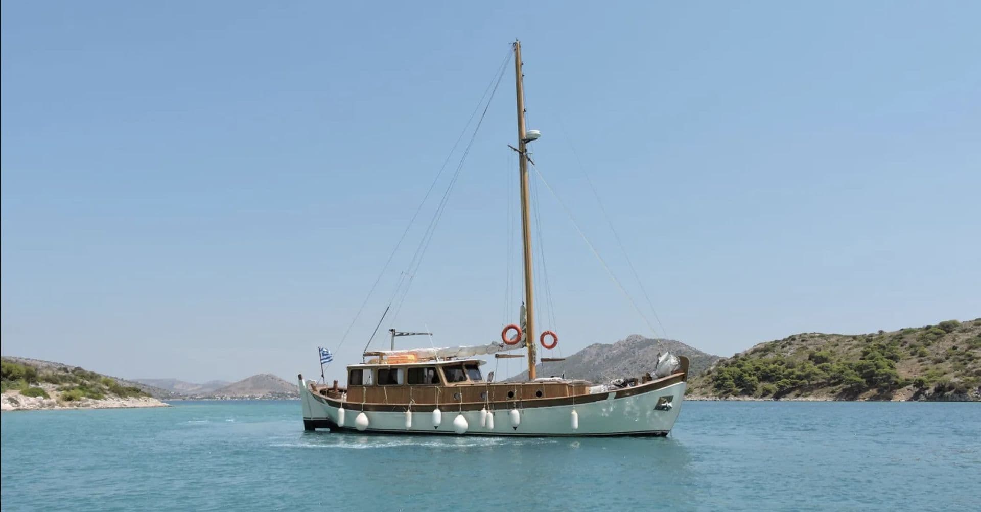 Traditional Mediterenean Cruiser (Sailboat)