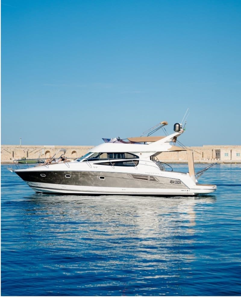 Jeanneau Prestige 42 Fly (Motorboat)