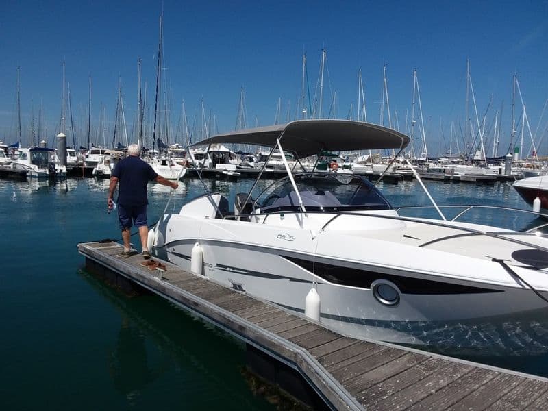 Galeon GALIA G-250 SUNDECK (Motorboat)