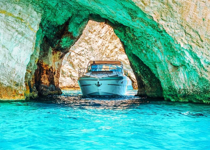 Cranchi Mediterranee 41 (Motorboat)