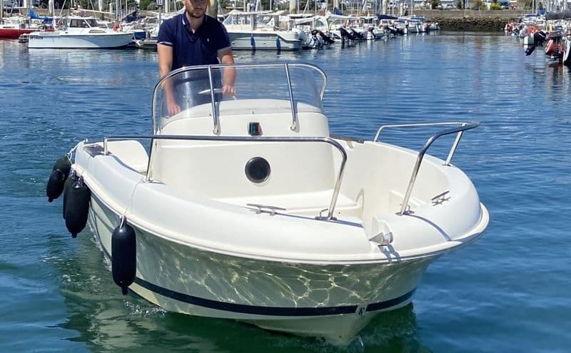 Jeanneau Cap Camarat 515 (Motorboat)