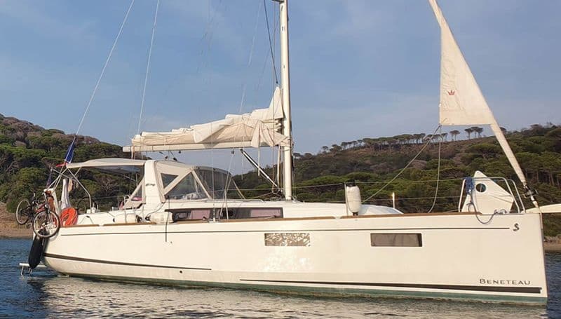 Billet Location de bateau - Bénéteau Oceanis 35.1 (Sailboat)