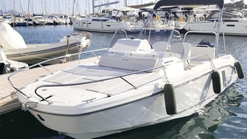 Bénéteau Flyer 7 SUNdeck (Motorboat)