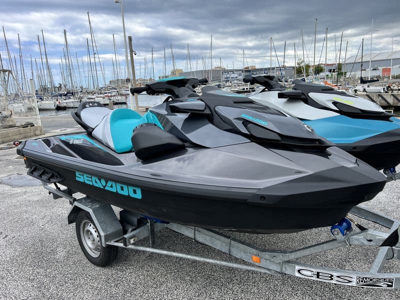 Sea-Doo Gtr 230 (Jetski)