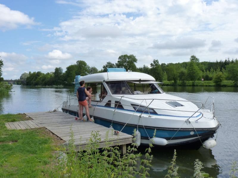 Billet Location de bateau - Nicols Yacht Confort Family 4-8 p. (Barge)