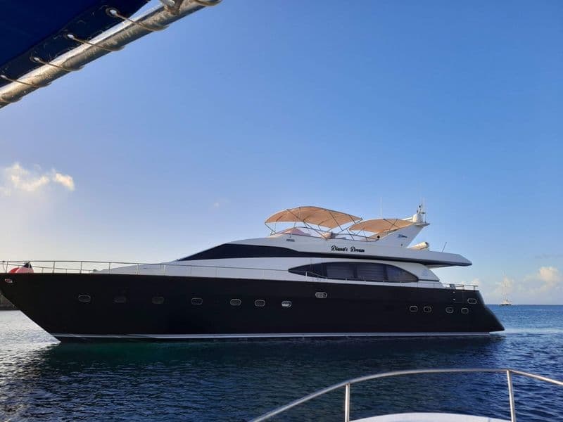 Billet Location de bateau - Azimut 85 Ultimate (Yacht)