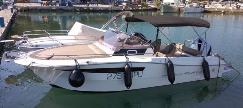 Billet Atlantic 730 Sun Cruiser (Motorboat)