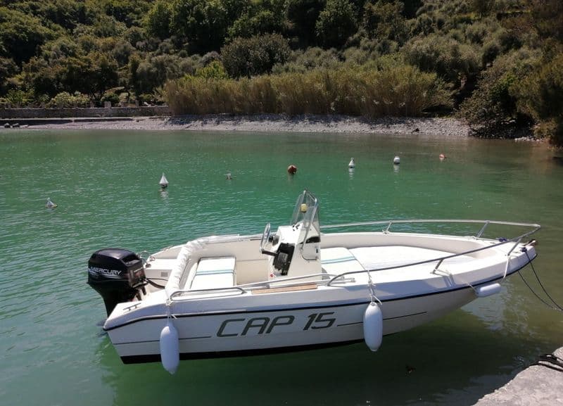 Capelli 15 (Motorboat)