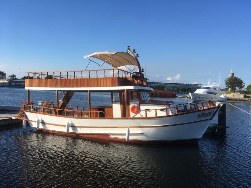 Billet Location de bateau - Festança 41ft (Motorboat)