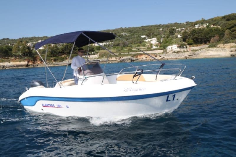 Albatross 585 (Motorboat)