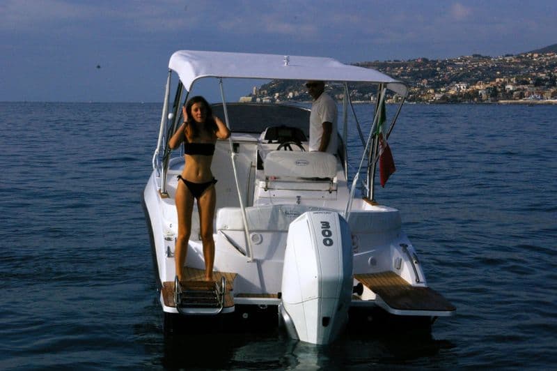 Billet Location de bateau - Marinello Cabin 26 (Motorboat)
