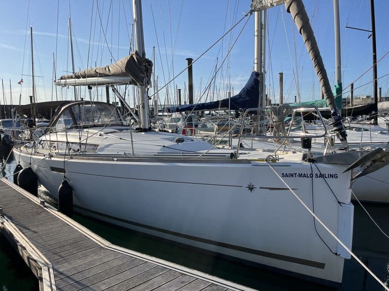 Billet Location de bateau - Jeanneau Sun Odyssey 379 (Sailboat)