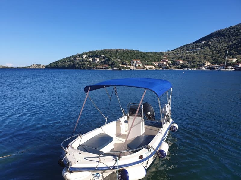 Poseidon 470 (Motorboat)