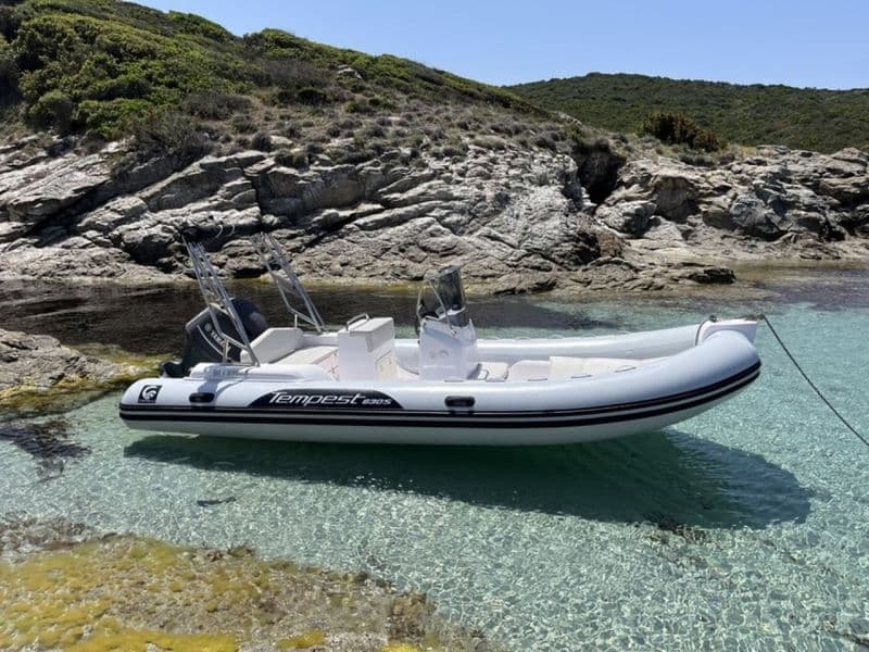 Location de bateau - Capelli Tempest 630 S Luxe (Semi-rigid)