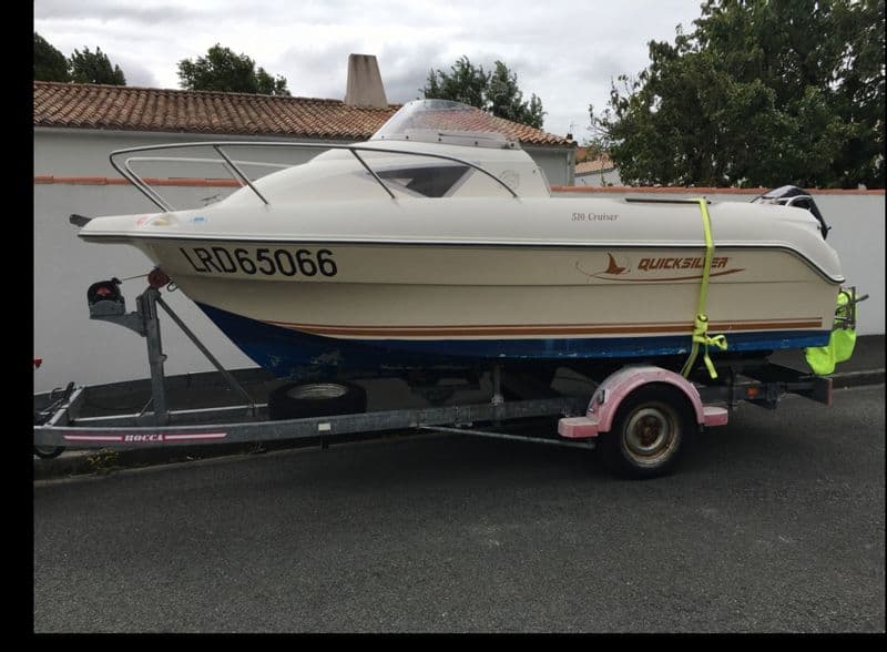 Quicksilver 510 Cruiser (Motorboat)