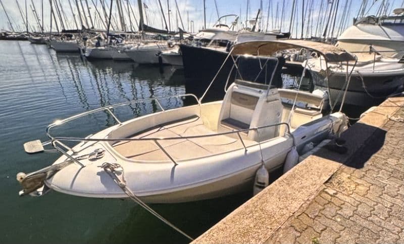 Billet Location de bateau - Mingolla Brava 25 Open (Motorboat)