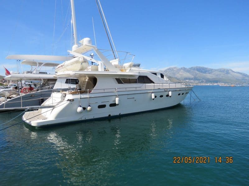 Location de bateau - Posillipo-Rizzardi Technema 65/70 (Yacht)