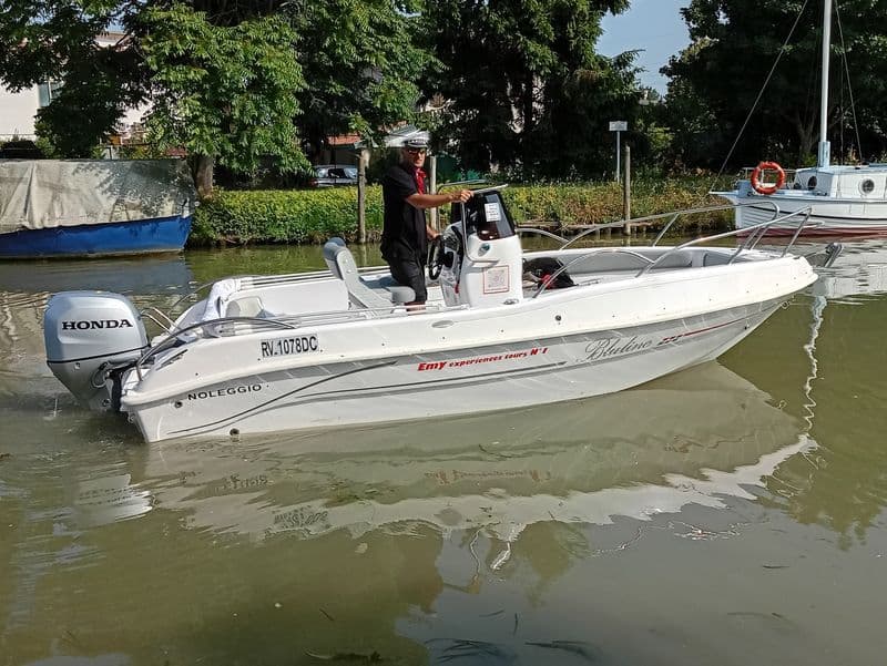 Billet Location de bateau - Bluline 19 Ft Open Plus (Motorboat)