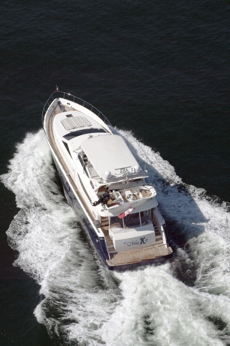 Uniesse Motor Yacht 72