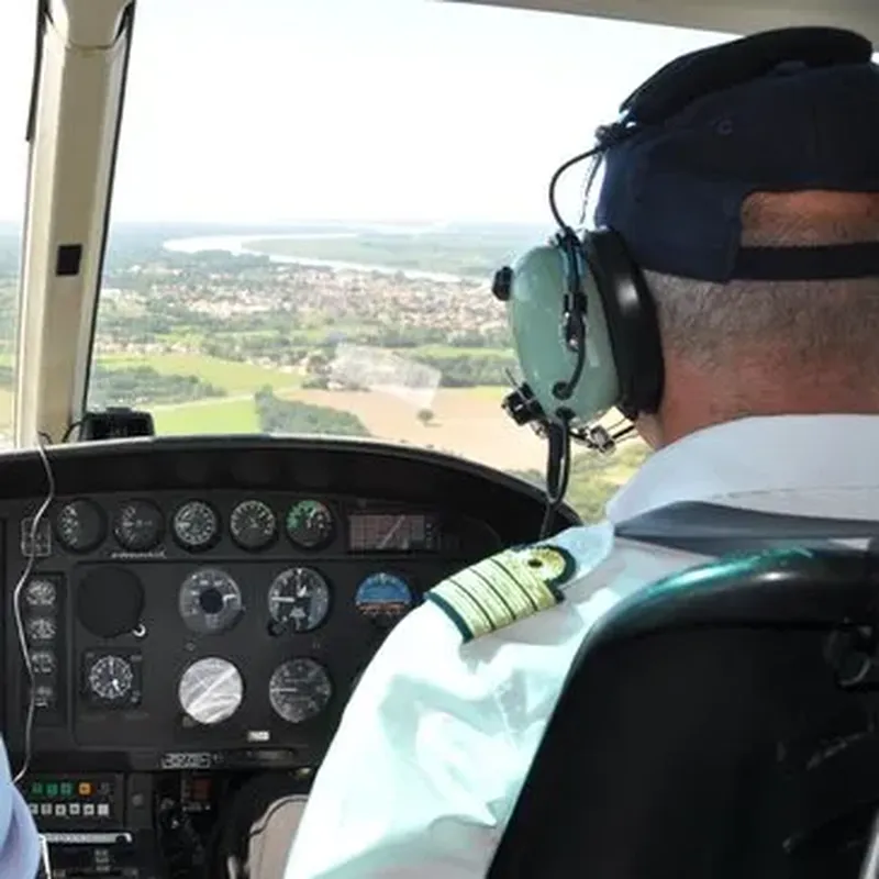 Vol d'Initiation au Pilotage d'Hélicoptère à Saint-Malo