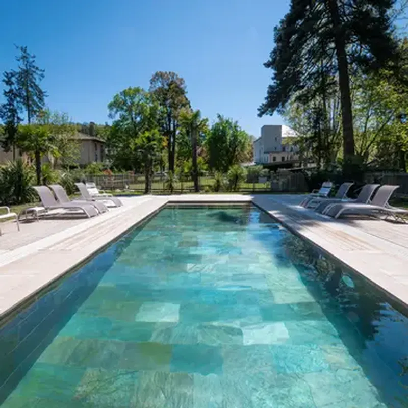 Week end Insolite en Ecogite avec Spa près de Millau