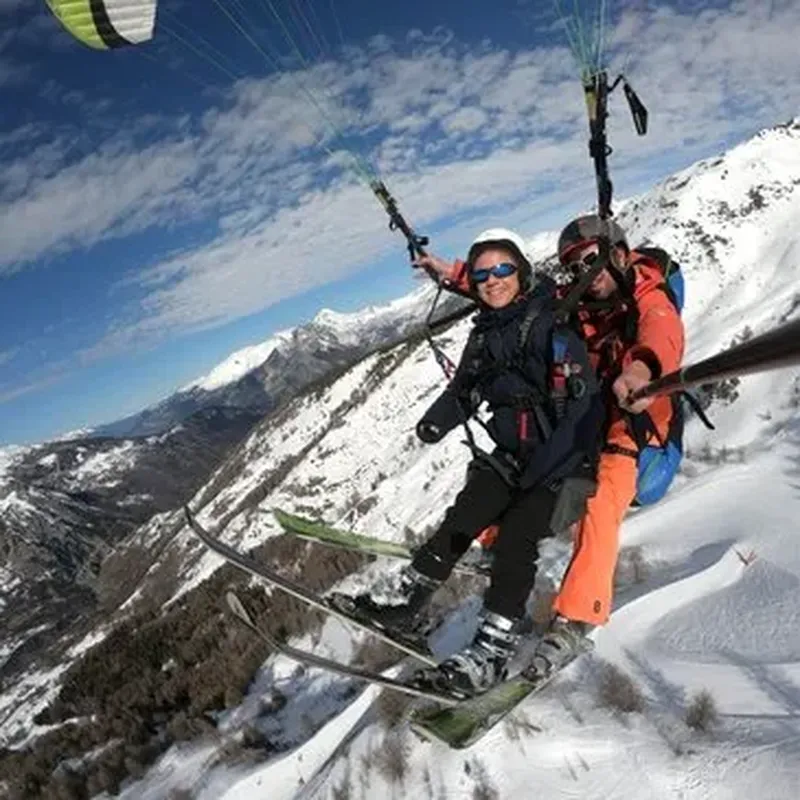 Baptême en Parapente à Ski à Valloire