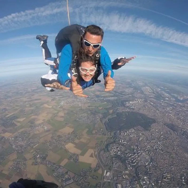 Billet Saut en Parachute Tandem à Blois