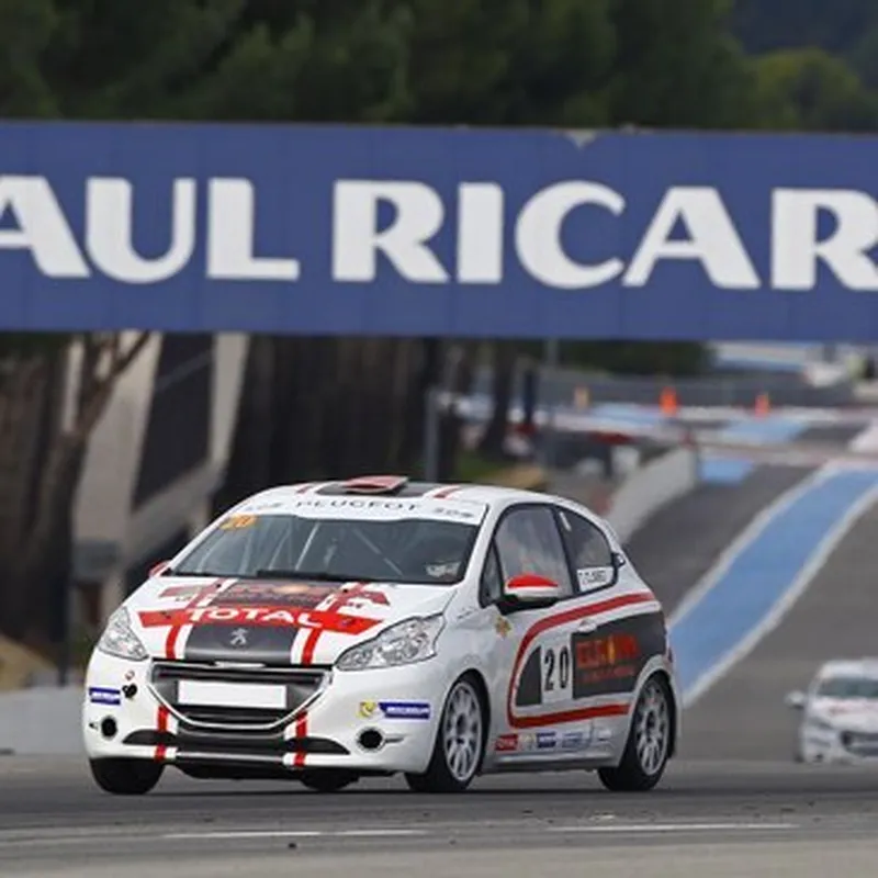 Billet Stage en Peugeot 208 Racing - Circuit du Castellet