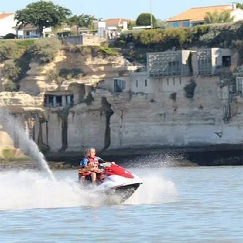 Randonnée en Jet Ski à Saint-Georges-de-Didonne