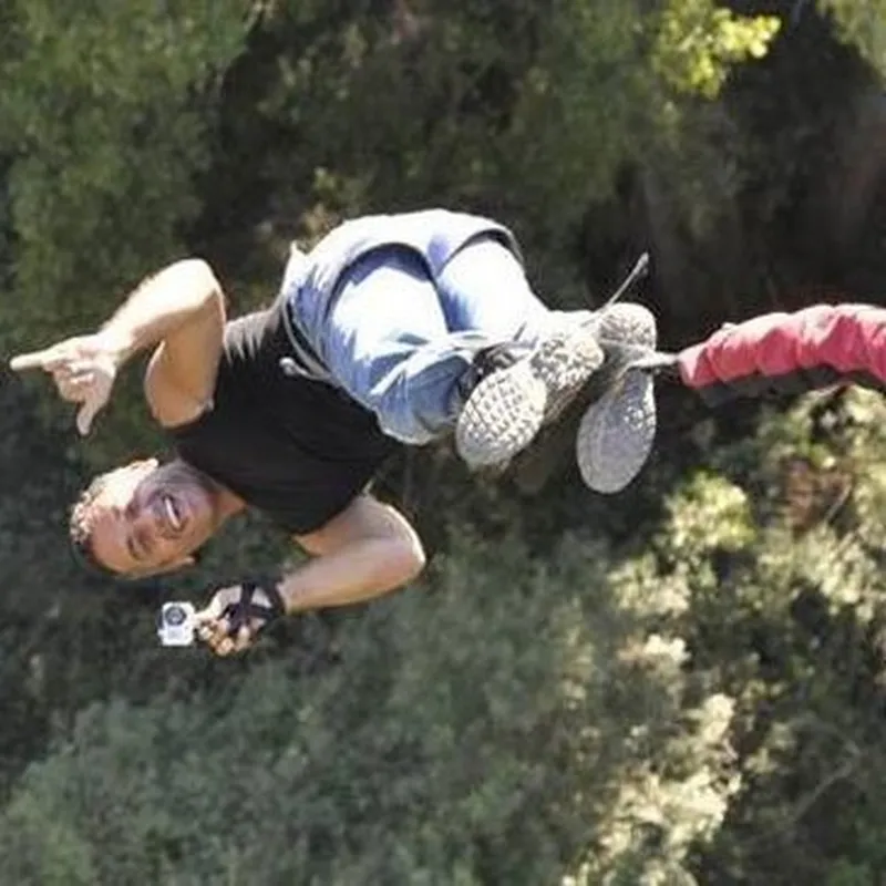 Saut à l'Elastique au Viaduc de Banne en Ardèche