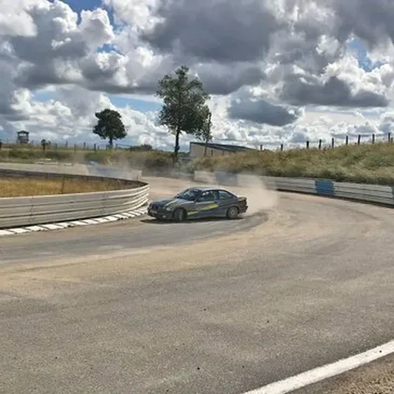 Stage de Pilotage Rallycross Multivolant près d'Alençon