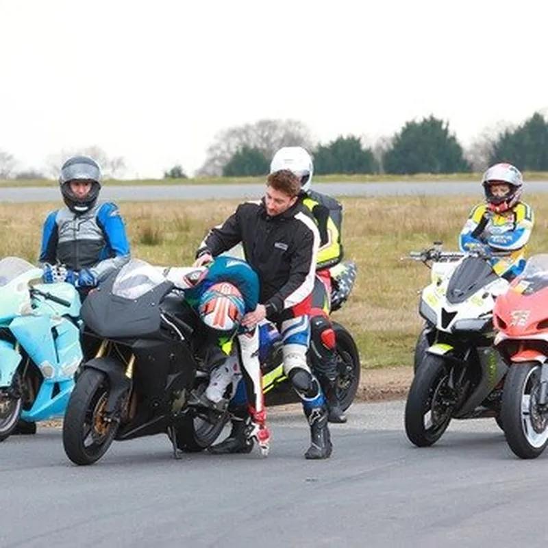 Billet Stage Coaching avec votre Moto - Circuit des Écuyers