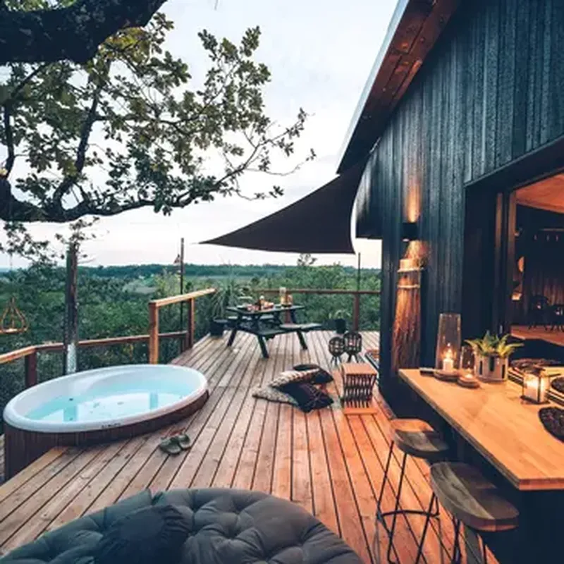 Cabane dans les Arbres Luxe avec Spa et Sauna près de Montauban