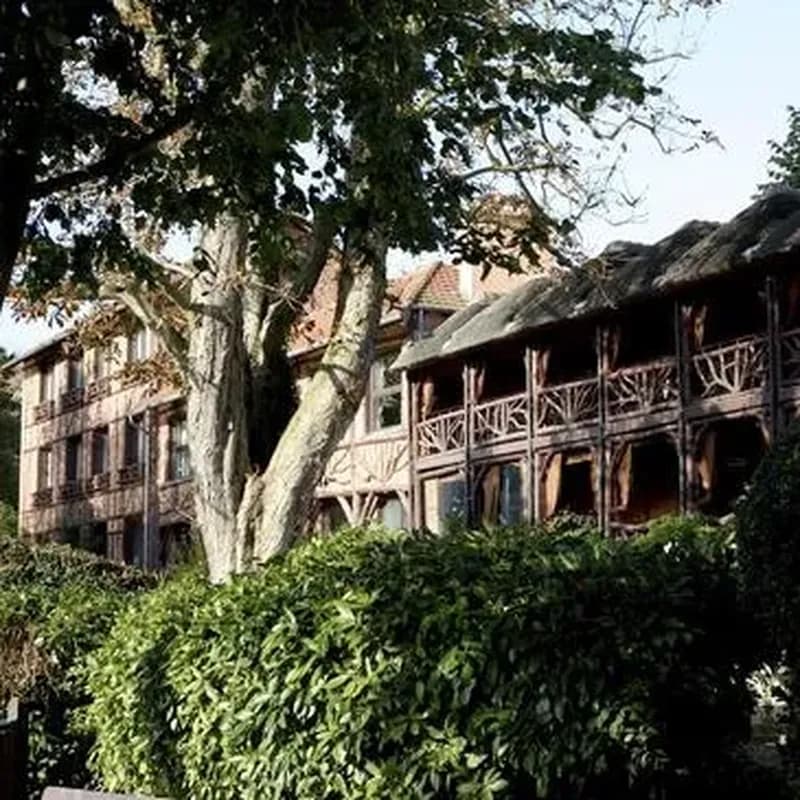 Week-End Gourmand et Spa aux Étangs de Corot à Ville d'Avray