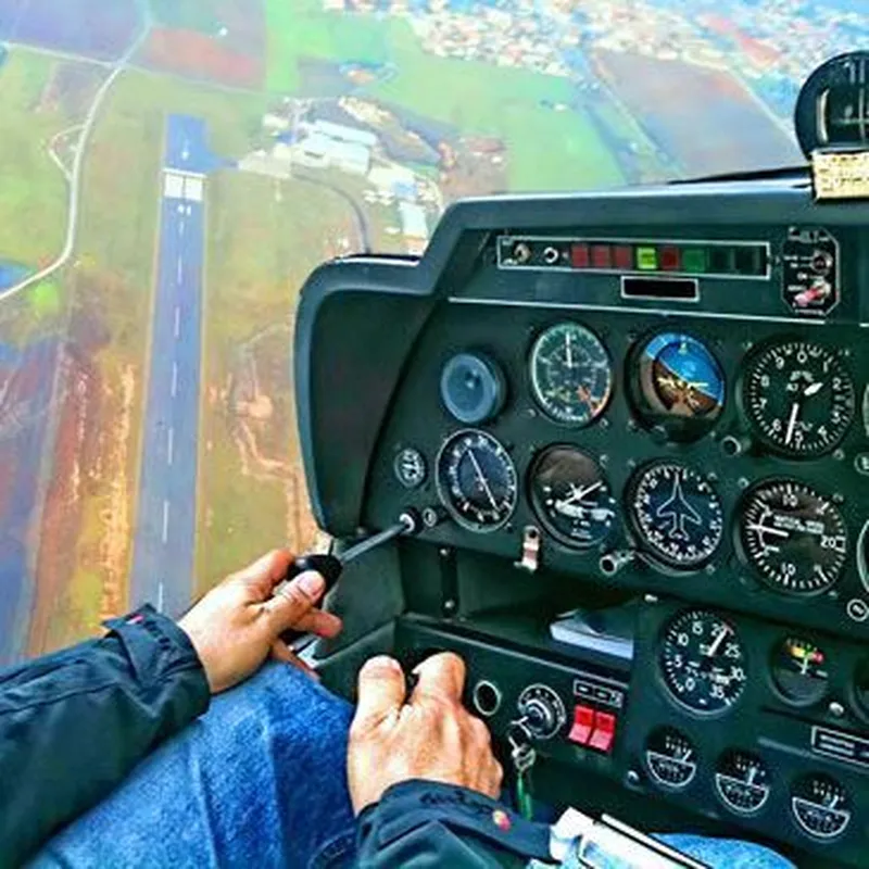 Stage d'Initiation en Avion et Simulateur à Aix-en-Provence