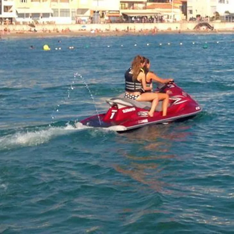 Location de Jet Ski à Saint-Cyr-sur-Mer