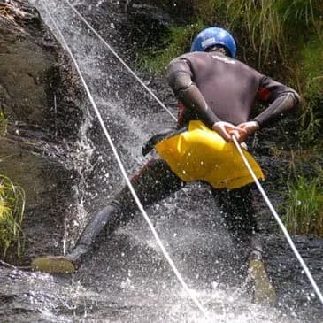 Canyoning en Espagne - Estaron (Descente facile à difficile)