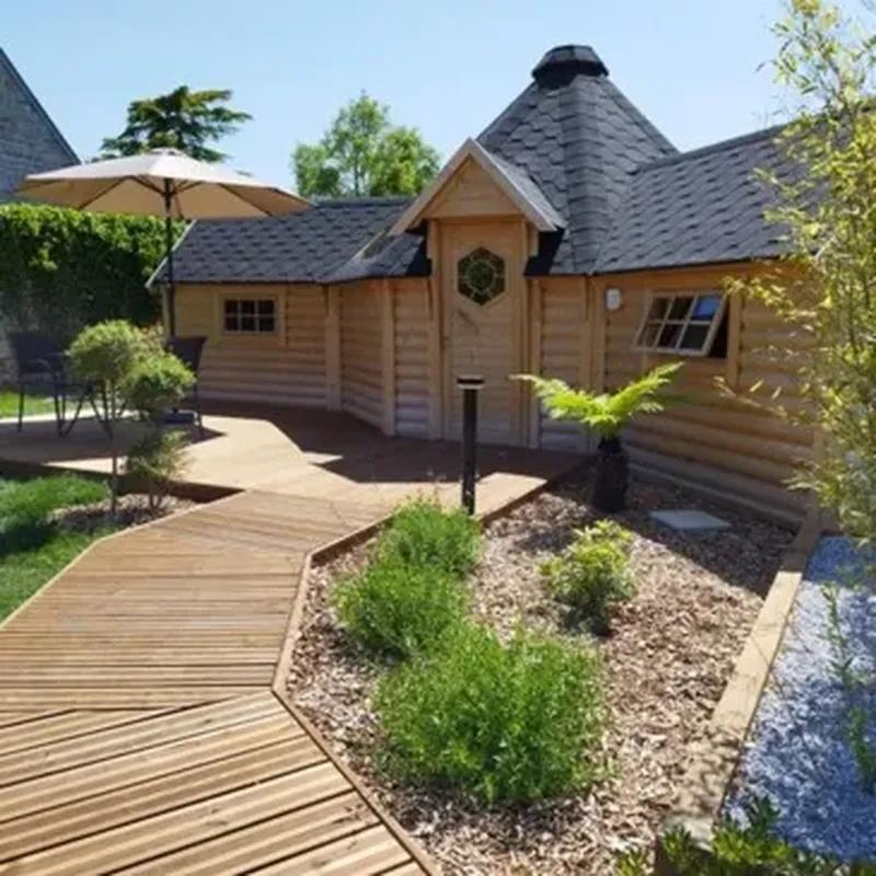 Billet Nuit en Cabane avec Jacuzzi Privatif près du Mont-Saint-Michel